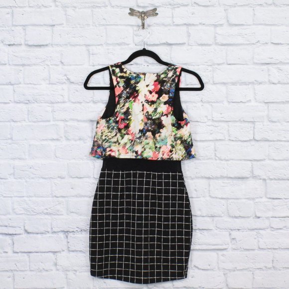 MATERIAL GIRL Sheer Mid Section Short Dress Size S - Picture 6 of 10